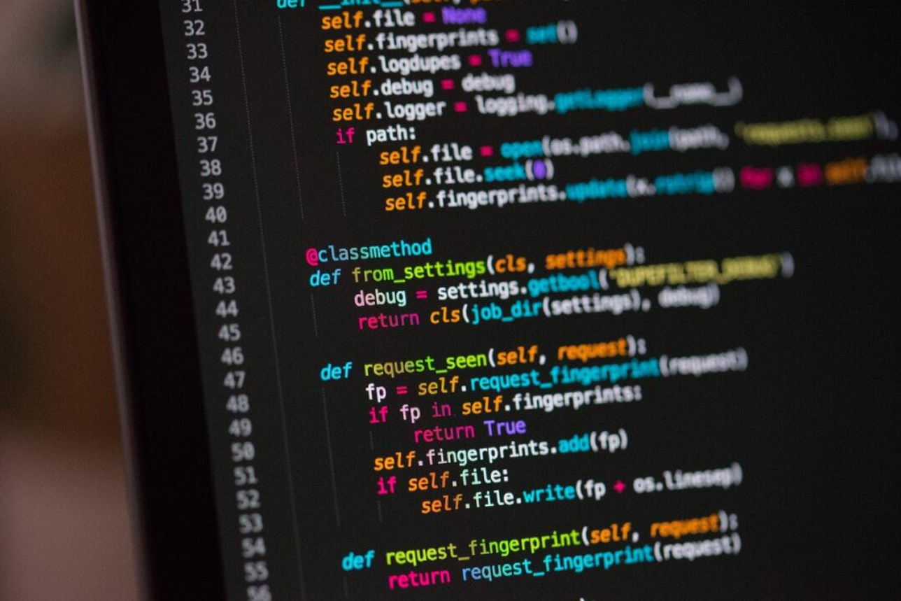 Top 4 Programming Languages to Learn for Career Growth